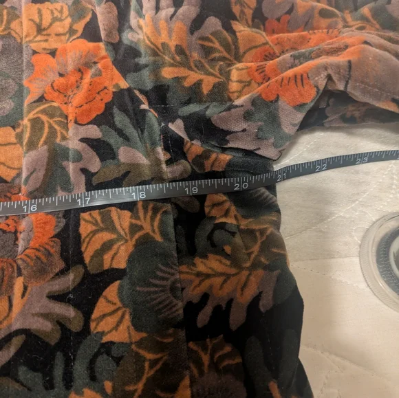 Floral Velvet Women's Jacket - Picture 8 of 8